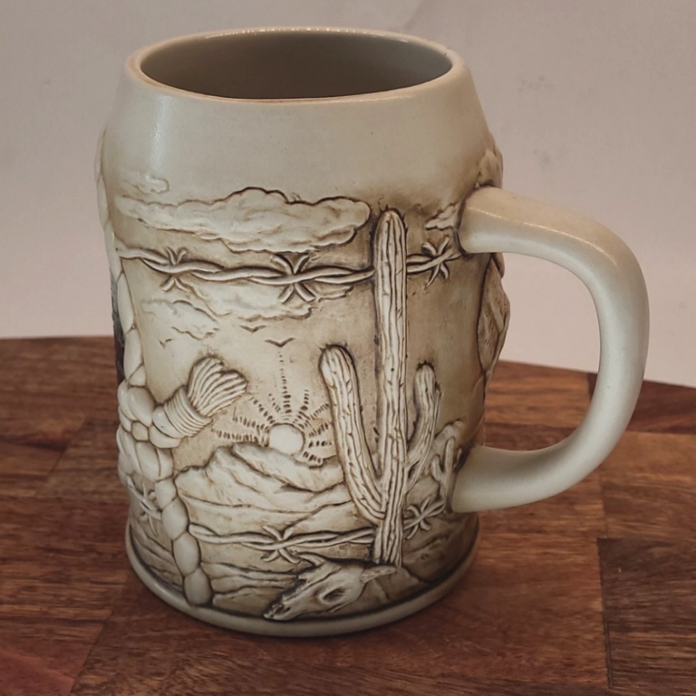 South Western large mug made in Thailand  Western Cowboy theme